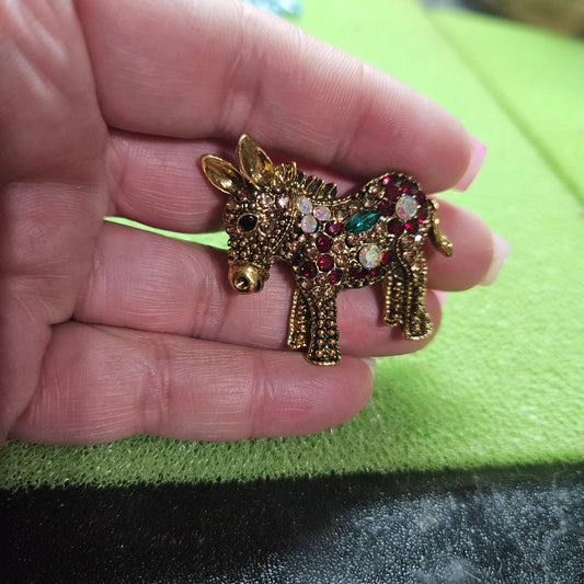 Donkey brooch super cute